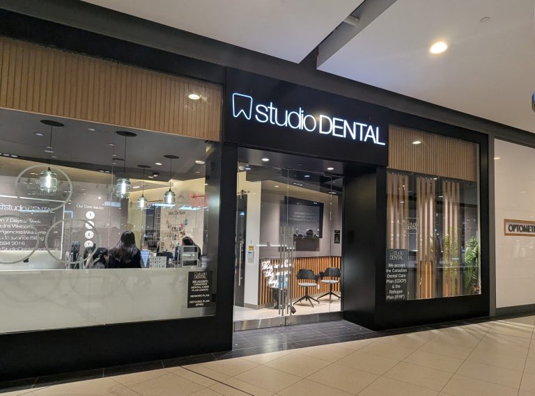 Studio Dental Eaton Centre Dentist Office
